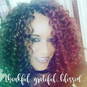 Meet your Posher, Evette